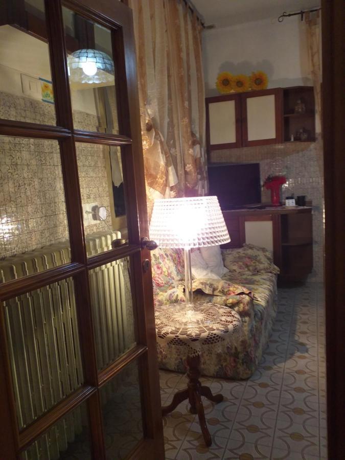 La Rosa Rossa Bed & Breakfast